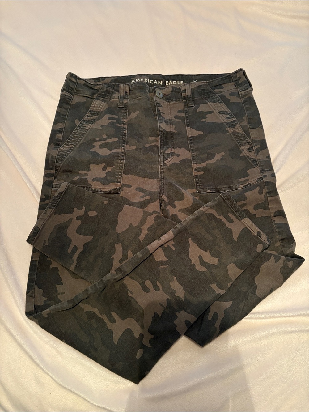 American Eagle Outfitters Green & Black Camo Slim Jogger Pants